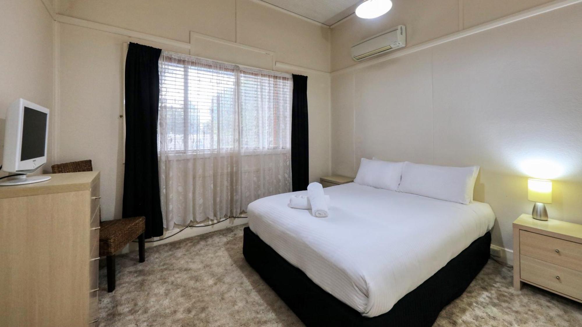 Charles Rasp Motor Inn & Cottages Broken Hill Kültér fotó